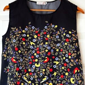 Sleeveless Dress with multi colored print *Size XL